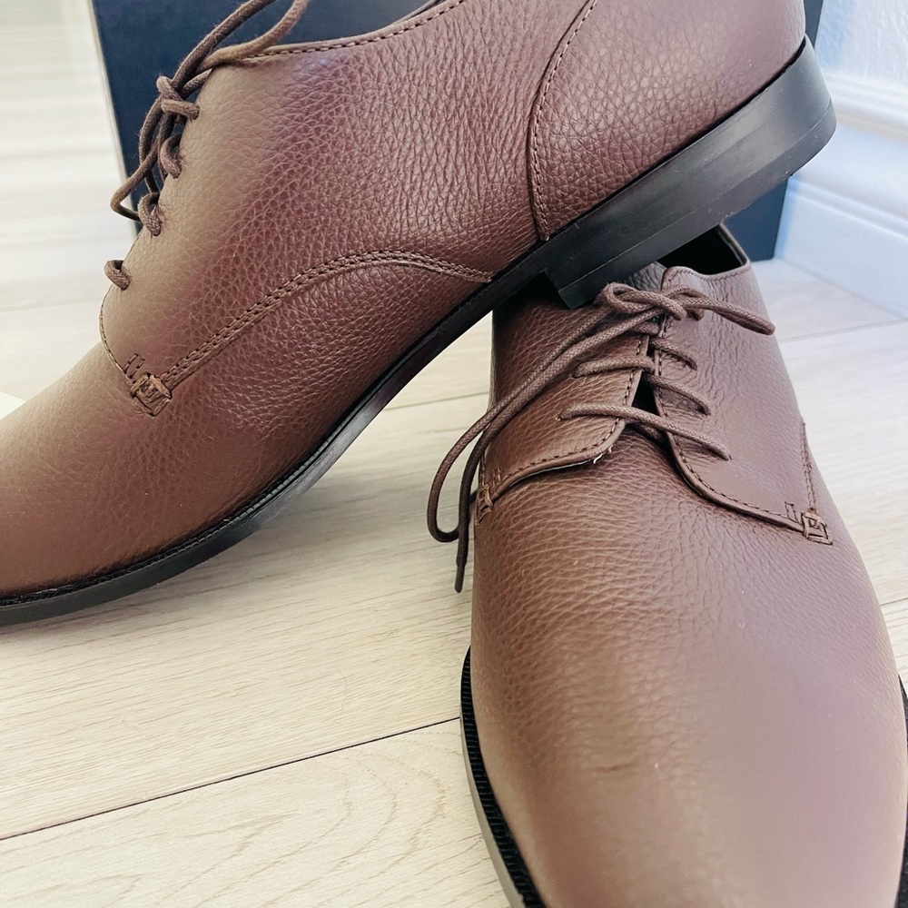 Never worn, new in box - Picture 3 of 13